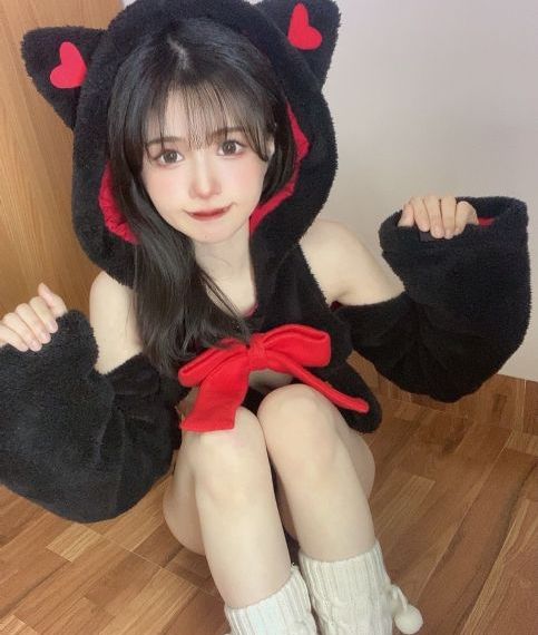 你的爱我无力拒绝_十万网红美女美酱